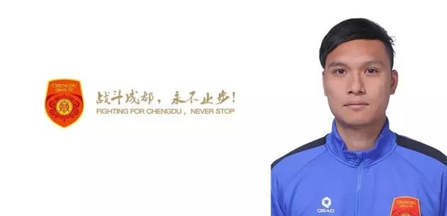 女性尿尿视频